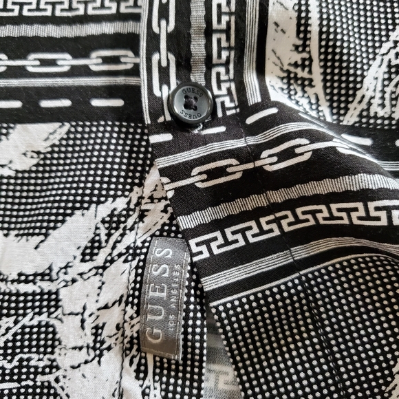 GUESS Men's Short Sleeve Tropical Print Shirt size L - Picture 7 of 15